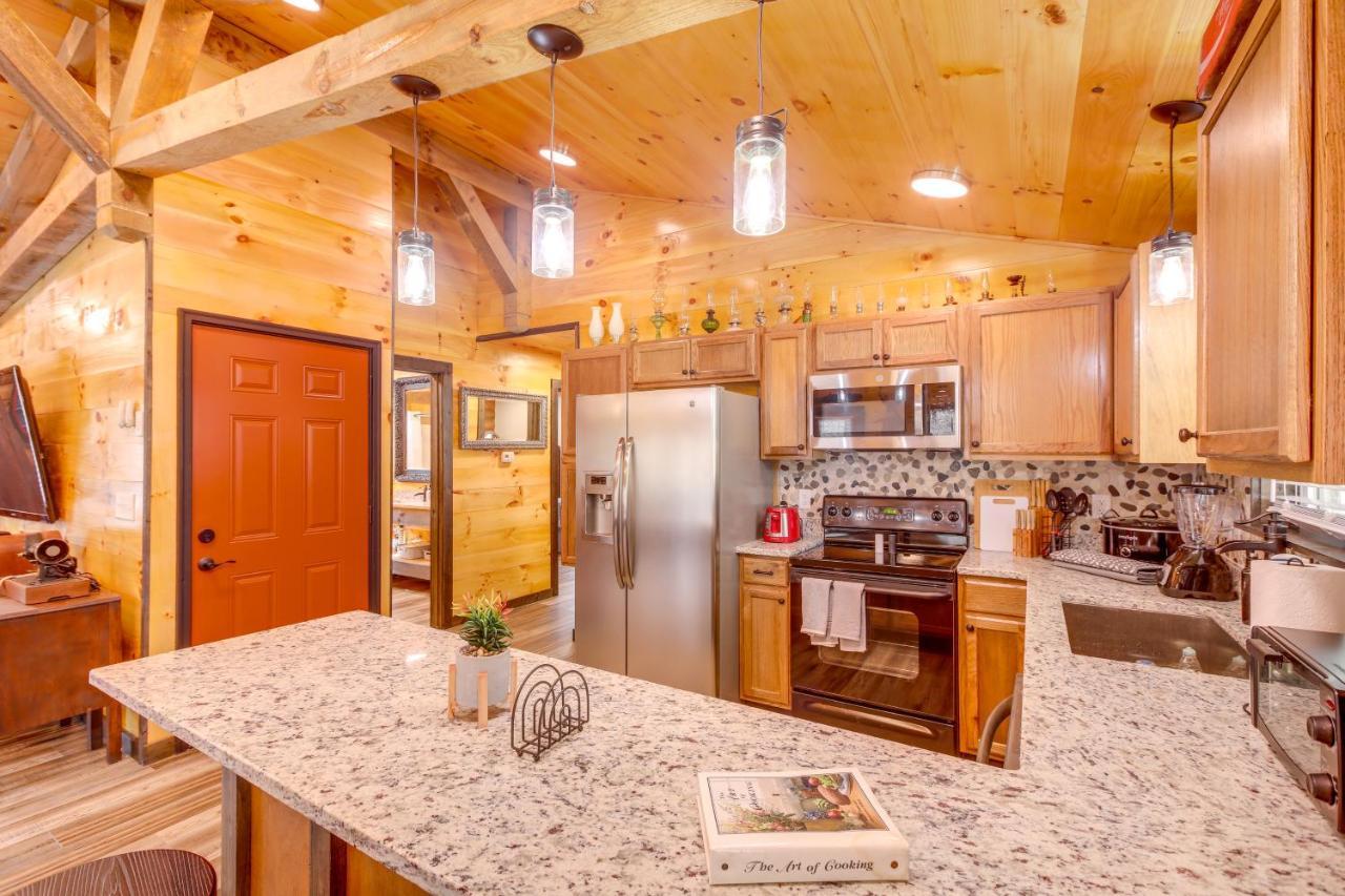Pet-friendly With Hot Tub And Kayaks Hébergement de vacances Chattanooga