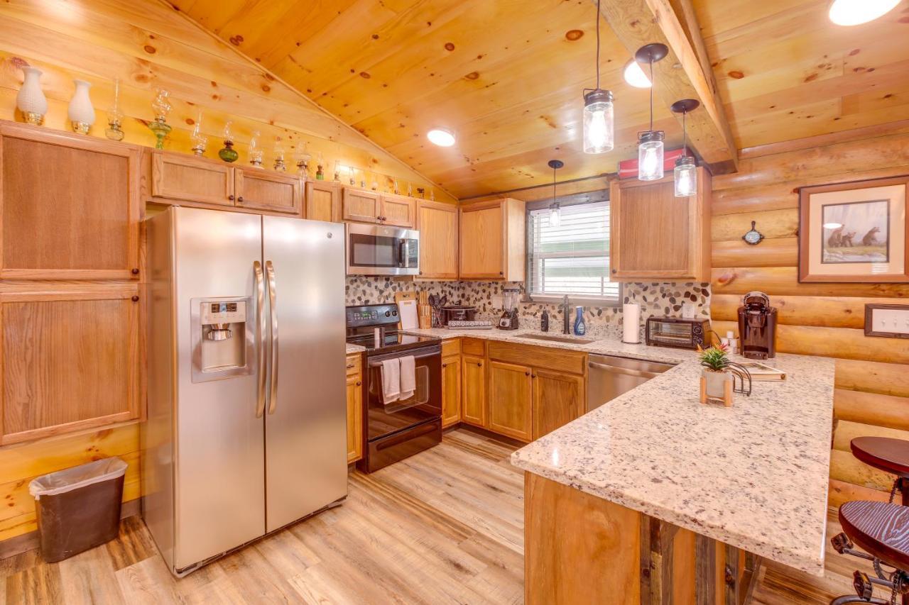 Pet-friendly With Hot Tub And Kayaks Hébergement de vacances *