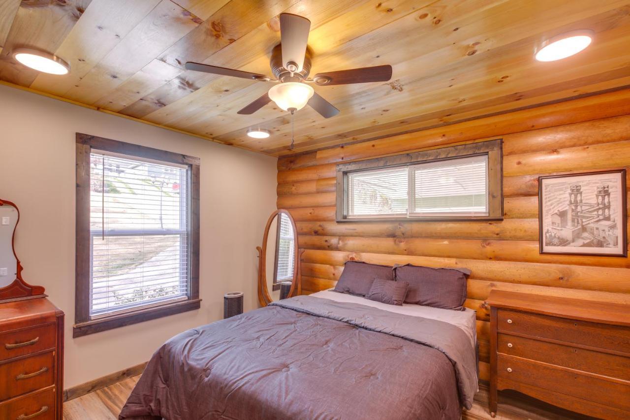 Hébergement de vacances Pet-friendly With Hot Tub And Kayaks Chattanooga